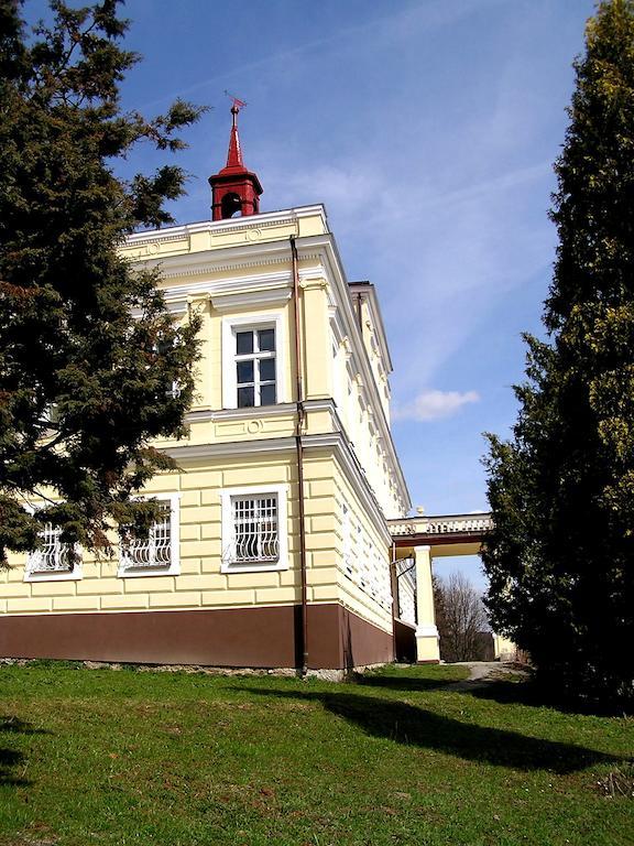 Penzion Zamek Rozsochatec Exterior foto